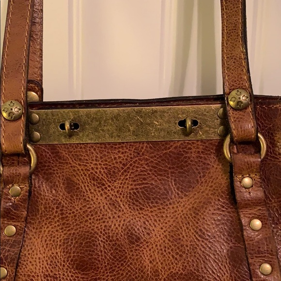 Patricia Nash Benvenuto Convertible-Distressed - Picture 3 of 4